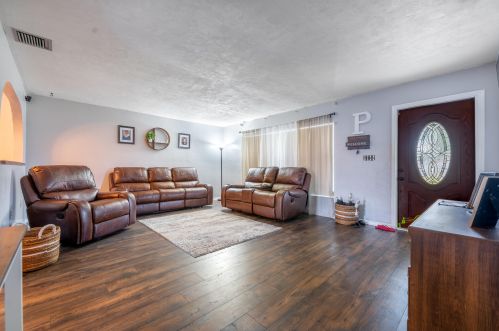 6003 Spruce Dr, Fort Pierce FL exterior