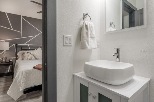 8109 Fielding Ave, Tampa FL  33604-2911 exterior