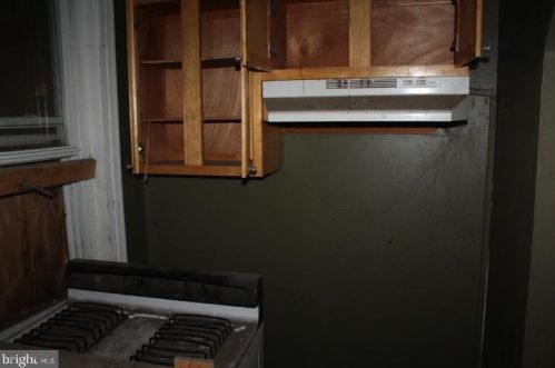 1313 Mount Ephraim Ave, Camden NJ 08104-1151 exterior