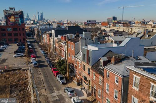 241 Allen St, Philadelphia PA  19125-4103 exterior