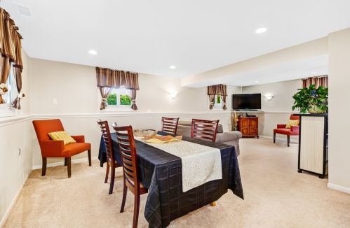 1901 Root St, Joliet IL 60403-1946 exterior