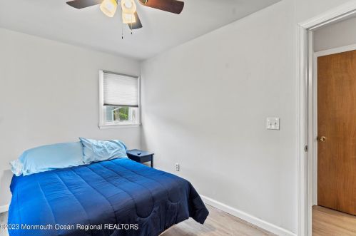 37 Chain Blvd, Berkeley Township NJ 08721-1925 exterior