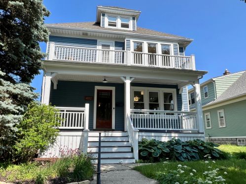 4532 Newhall St, Milwaukee WI 53211-1527 exterior