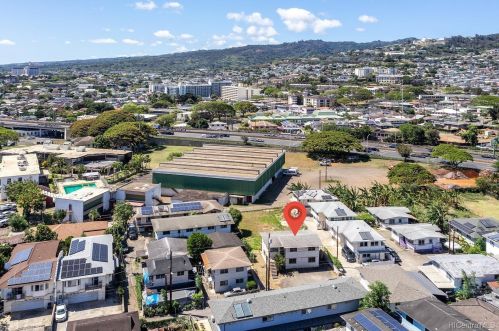 1428 Pua Ln, Honolulu HI 96817-3536 exterior