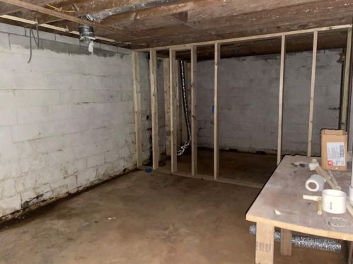 2793 Hayden Dr, Atlanta GA 30344-1057 exterior