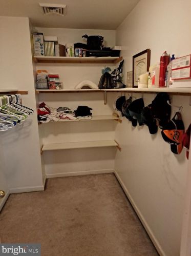 100 Chestnut Ave, Camden NJ 08107-2207 exterior