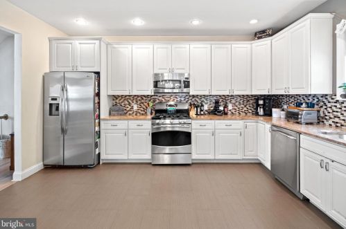 226 Ellsworth St, Philadelphia PA 19146-2826 exterior