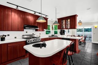 14704 Edgewater Ln, Seattle WA  98155-7729 exterior