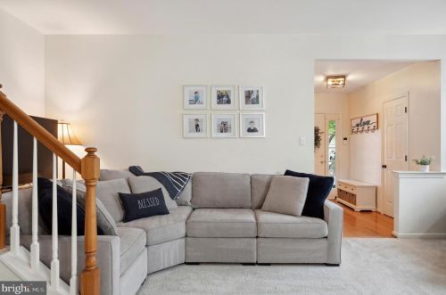 48 Steeplechase Cir, Chester PA 19014-1463 exterior