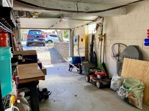 23 Christler St, Pittsburgh PA 15223-2039 exterior