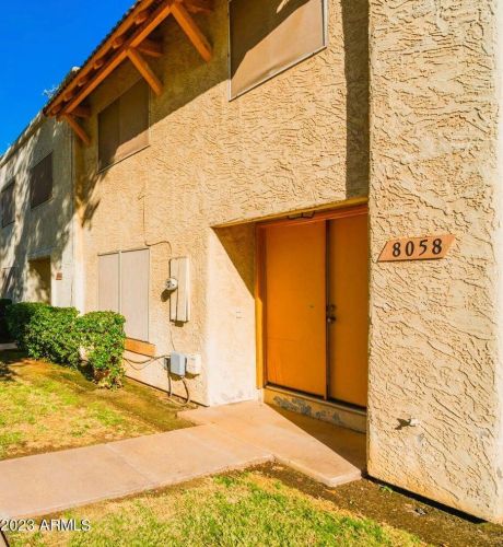 8058 31st Ln, Phoenix AZ  85051-6219 exterior
