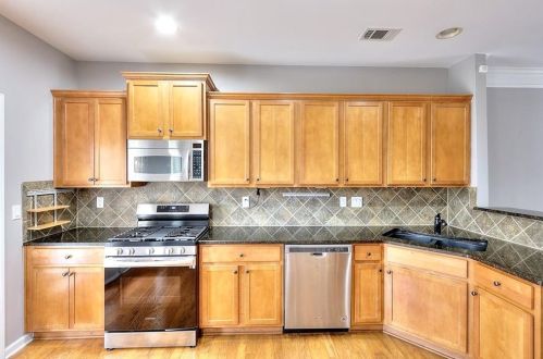 883 Commonwealth Ave, Atlanta GA  30312-3663 exterior