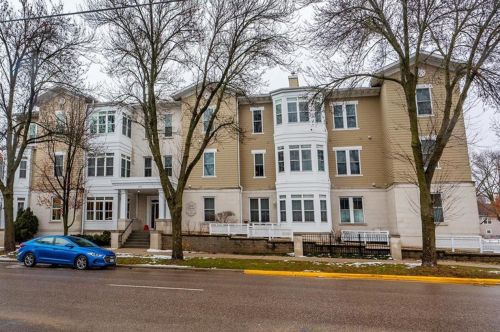 201 Blair St, Madison WI  53703-4633 exterior