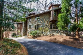 672 Live Oak Dr, Mc Lean VA  22101-1569 exterior