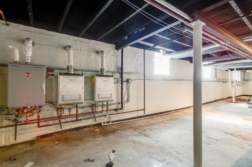 5330 Winnemac Ave, Chicago IL 60706-3407 exterior