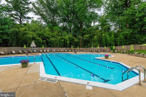 9039 Sligo Creek Pkwy, Silver Spring MD  20901-3301 exterior