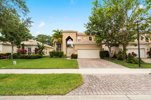 5725 Spanish Riv Rd, Fort Pierce FL exterior