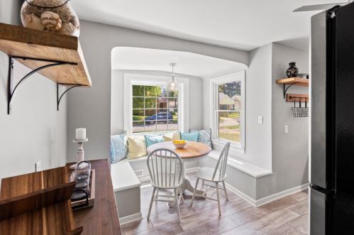 6073 36th St, Milwaukee WI  53221-4652 exterior