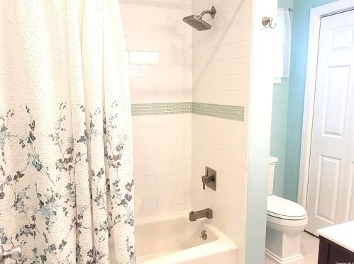 44 Tameling Ave, Babylon NY 11702-3607 exterior