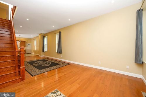 790 23rd St, Philadelphia PA  19130-2618 exterior