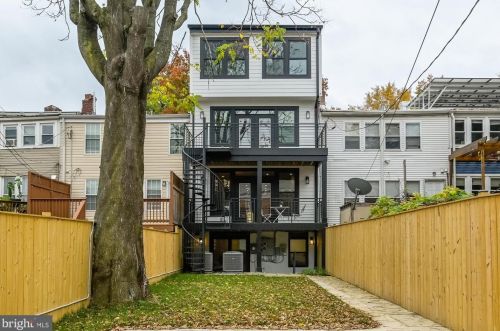 1347 Taylor St, Washington DC  20011-5507 exterior