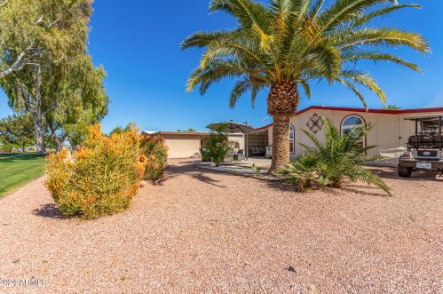 8936 Lakeview Dr, Chandler AZ 85248-6917 exterior