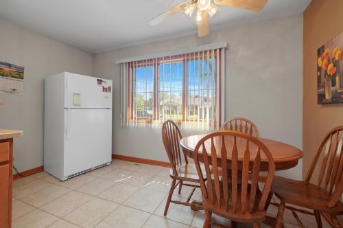 12206 Avers Ave, Chicago IL 60805-1415 exterior