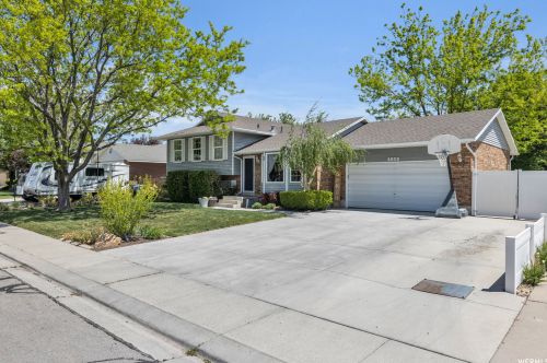 6859 3270, Taylorsville UT 84084-1769 exterior