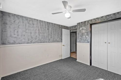 1481 Cathell Rd, Pittsburgh PA 15236-1108 exterior