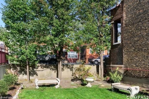 1823 22 Pl, Chicago IL 60608-4004 exterior