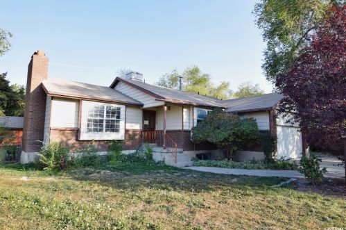 8973 Brentmar Cir, Sandy, UT 84070-2462