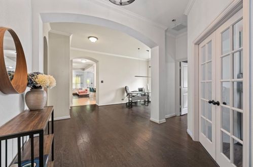 7062 Belteau Ln, Dallas TX  75227-1355 exterior