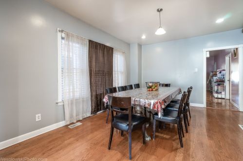 6426 Washtenaw Ave, Chicago IL  60645-5306 exterior