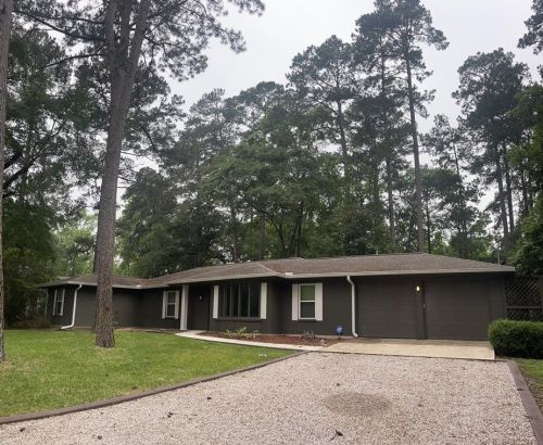 3770 Spring Dr, Huntsville, TX 77340-8941