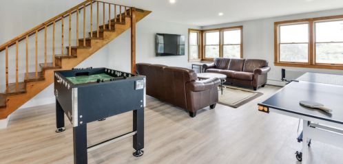 18 Mdw Ln, Nantucket MA 02554-2193 exterior