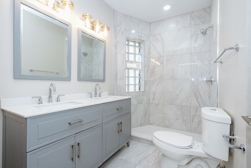 1516 69 Pl, Chicago IL 60637-4810 exterior