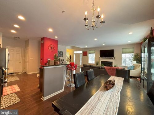 56 Plymouth Dr, Limerick PA  19468-2868 exterior