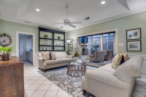 12524 Degas Ln, Dallas TX 75230-1752 exterior