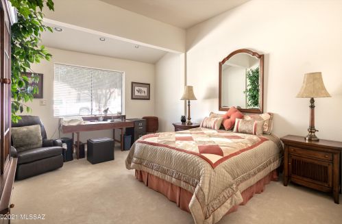 900 Camino Corrida, Tucson AZ 85704-7652 exterior