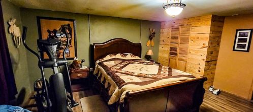 1201 Flambeau St, Manitowoc WI 54220-6548 exterior