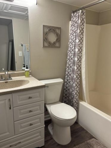 123 Blount St, Madison WI  53703-4609 exterior