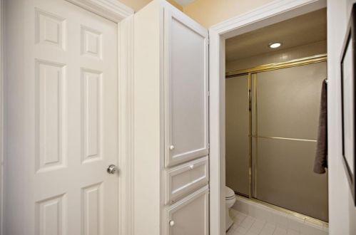 902 Bluebonnet Ln, Austin TX 78704-4025 exterior