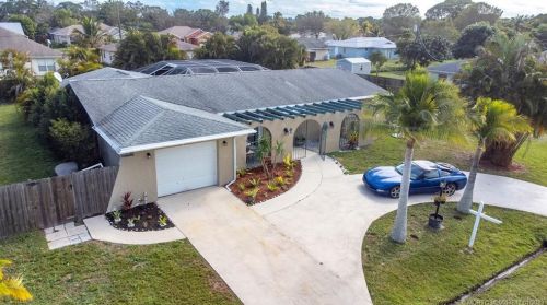 765 Byron St, Fort Pierce FL 34983-1921 exterior