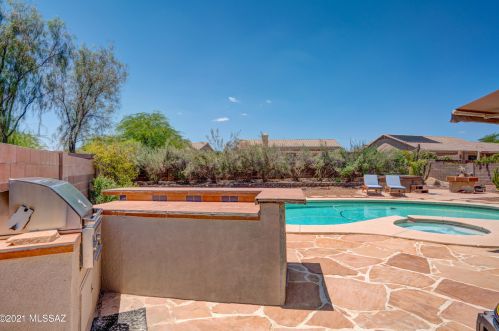 2317 Catalina View Dr, Tucson AZ  85742-4481 exterior