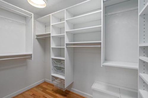 3927 Blvd Dr, Pittsburgh PA 15217-2619 exterior