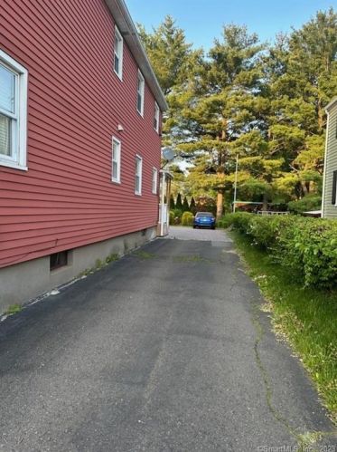 69 4th St, New Britain CT  06051-1739 exterior