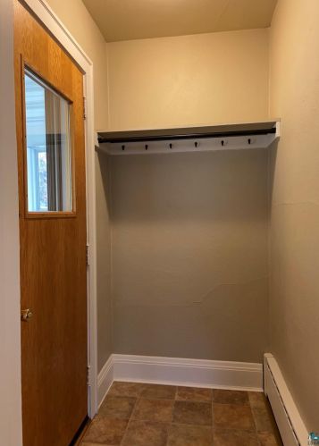 4528 Pitt St, Duluth MN 55804-1558 exterior