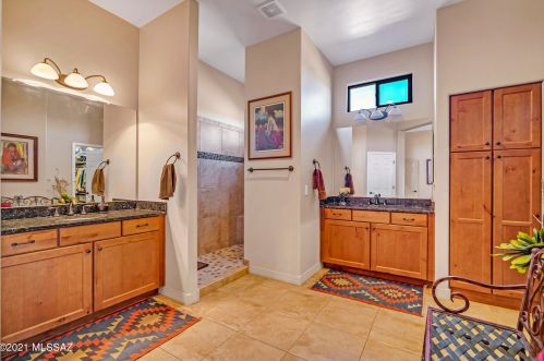 5750 Atascosa Peak Dr, Green Valley AZ 85622-8127 exterior