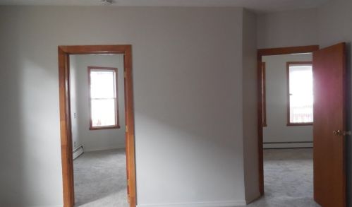 67 Hl St, West Springfield MA 01089-3416 exterior