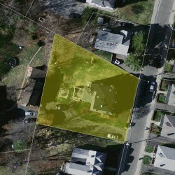129 Jewett St, Newton MA 02458-1543 aerial view